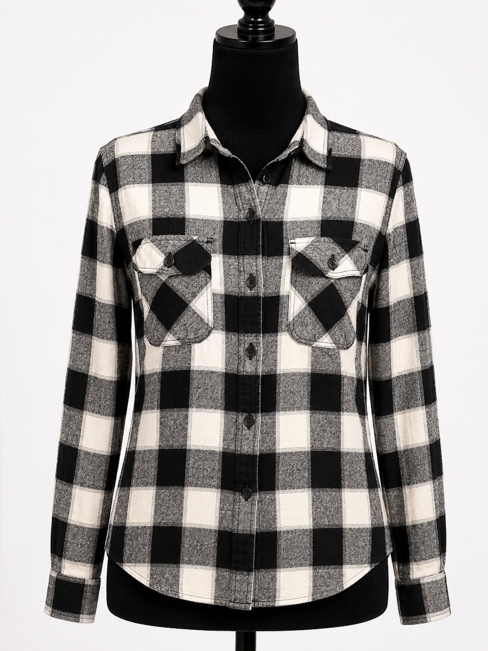 Eddie Bauer Women’s Buffalo Plaid Flannel Shirt – Size Small